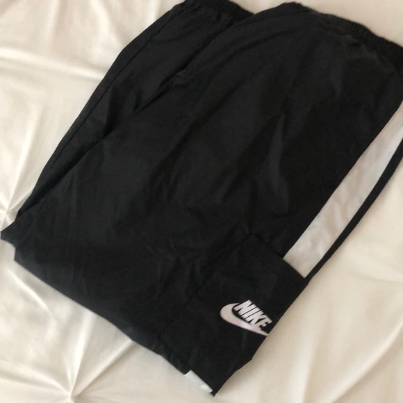 Nike large wind pants - Picture 3 of 4